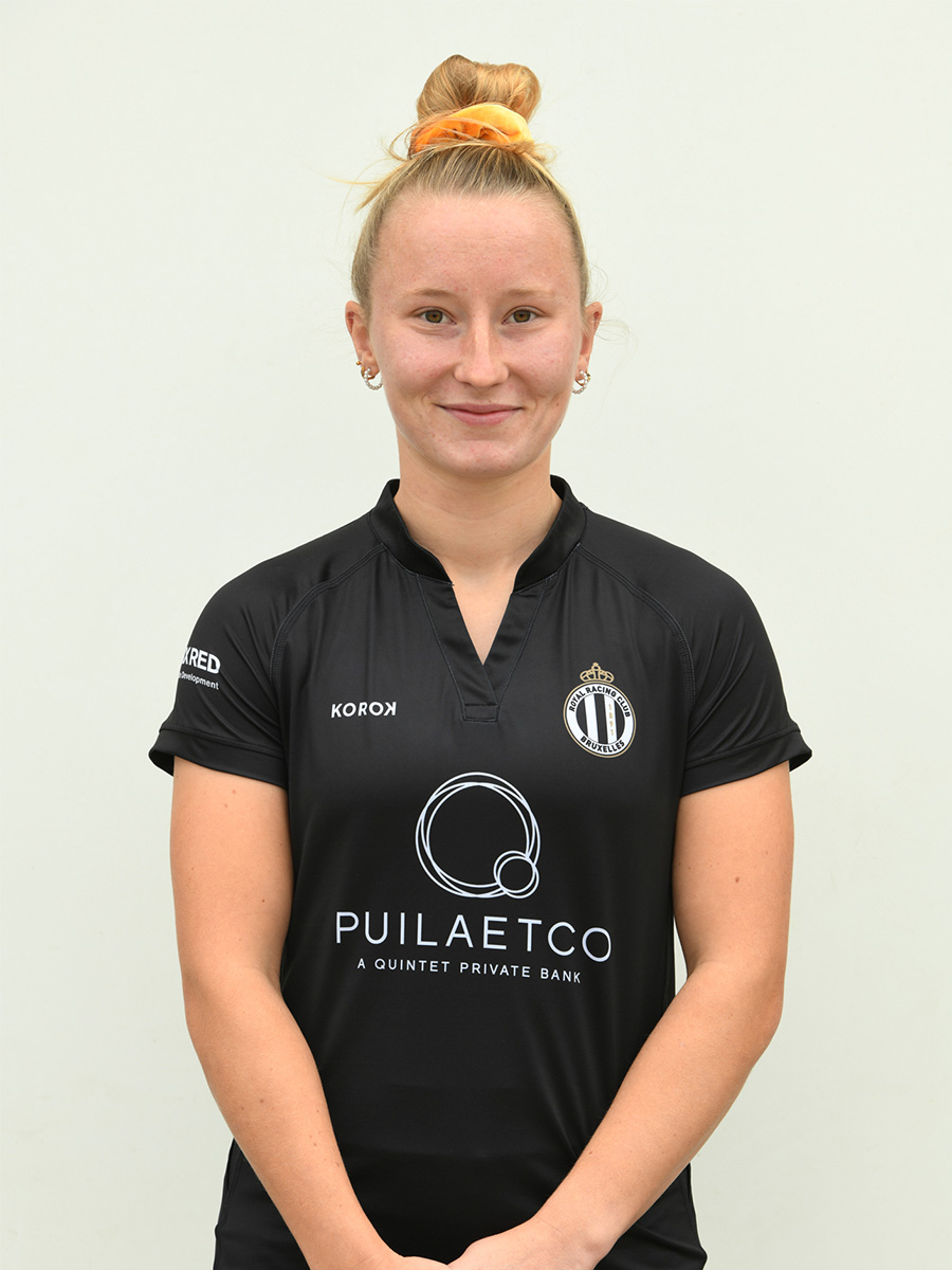 Charlotte Englebert